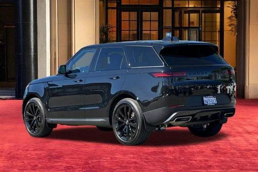 Santorini Black Metallic 2025 Land Rover Range Rover Sport P360 SE