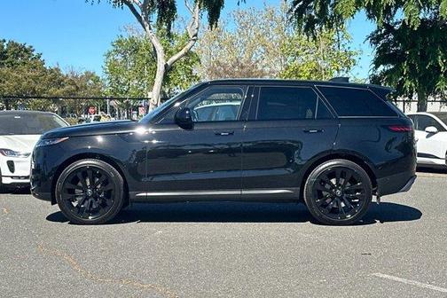2025 Land Rover Range Rover Sport P360 SE