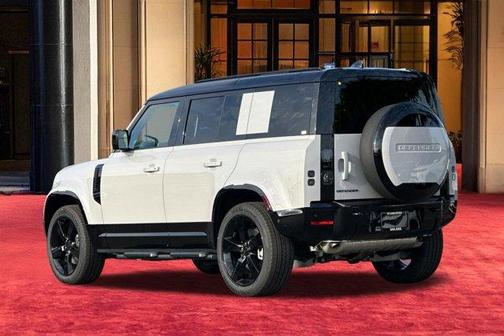 2026 Land Rover Defender P400 X-Dynamic SE