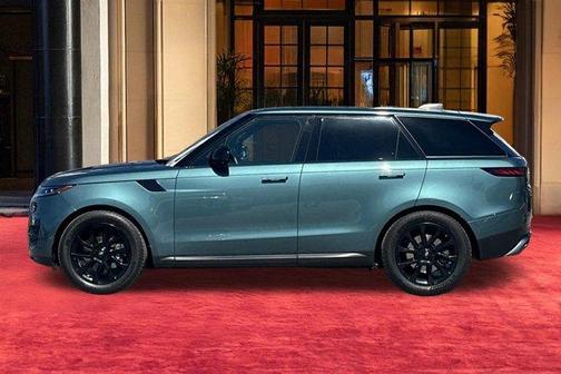 2024 Land Rover Range Rover Sport SE