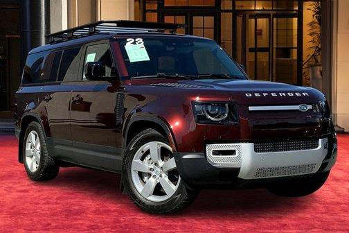 2023 Land Rover Defender SE
