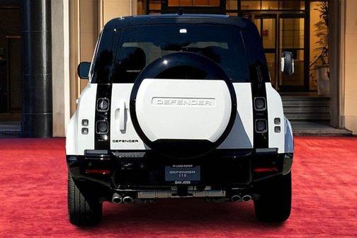 2025 Land Rover Defender P525 V8