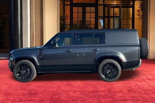 2024 Land Rover Defender OUTBOUND