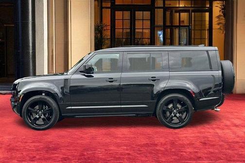 2025 Land Rover Defender P500 V8