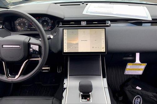 2026 Land Rover Range Rover Velar P250 Dynamic SE
