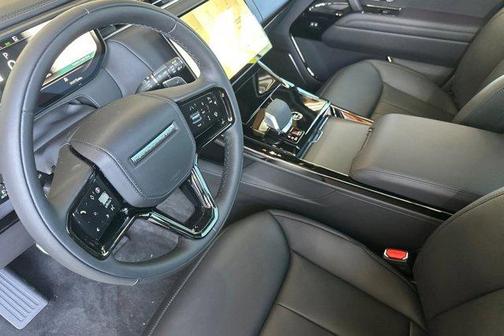 Carpathian Grey 2026 Land Rover Range Rover Sport P550e Autobiography