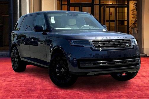 2025 Land Rover Range Rover P530 SE 7 Seat