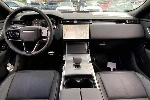 2026 Land Rover Range Rover Velar P400 Dynamic SE