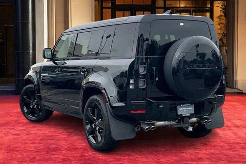 2025 Land Rover Defender P525 V8
