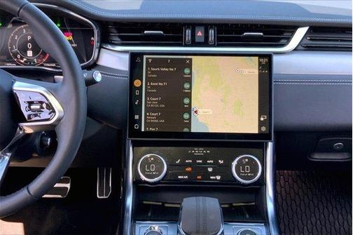 2024 Jaguar XF R-Dynamic SE
