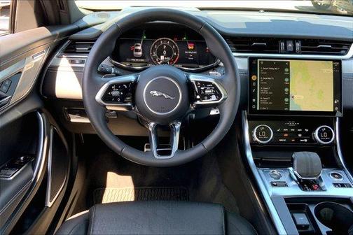 2024 Jaguar XF R-Dynamic SE