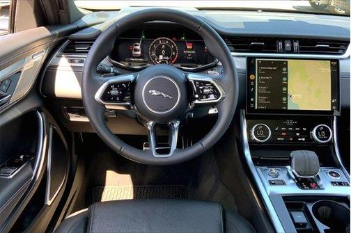 2024 Jaguar XF R-Dynamic SE