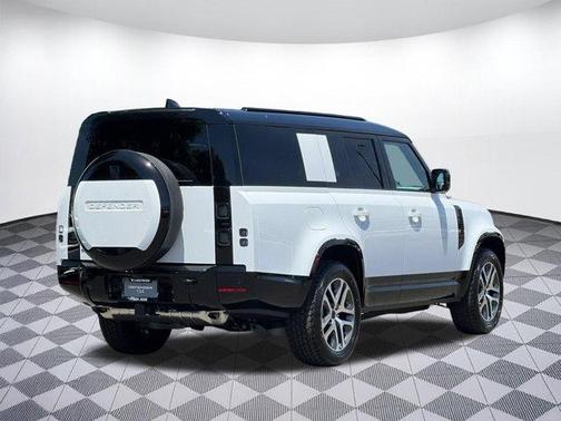 Fuji White 2026 Land Rover Defender P400 X-Dynamic SE