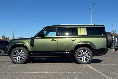 Woolstone Green 2026 Land Rover Defender 130 X-Dynamic SE