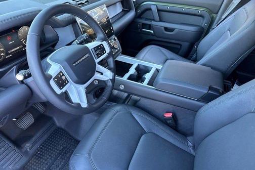 Woolstone Green 2026 Land Rover Defender 130 X-Dynamic SE