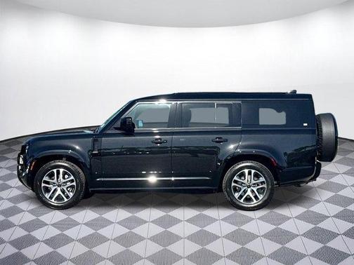 Santorini Black 2026 Land Rover Defender P400 X-Dynamic SE