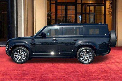 Santorini Black 2026 Land Rover Defender P400 X-Dynamic SE