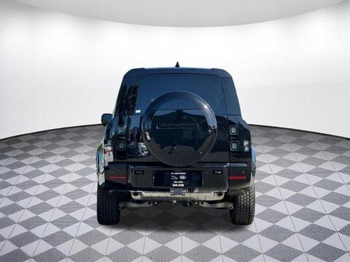 Santorini Black 2026 Land Rover Defender P400 X-Dynamic SE