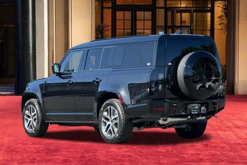 Santorini Black 2026 Land Rover Defender P400 X-Dynamic SE