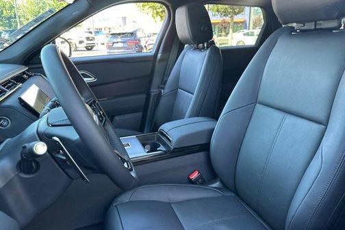 2026 Land Rover Range Rover Velar P400 Dynamic SE