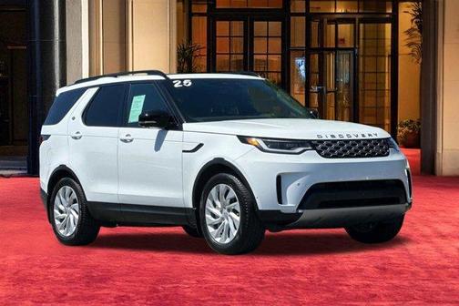Fuji White 2025 Land Rover Discovery P300 S