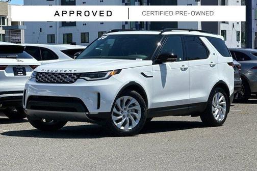 Fuji White 2025 Land Rover Discovery P300 S