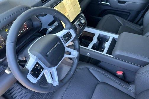 Santorini Black 2026 Land Rover Defender P400 X-Dynamic SE