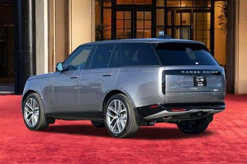 2026 Land Rover Range Rover P400 SE