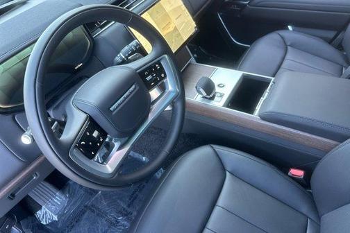 2026 Land Rover Range Rover P400 SE