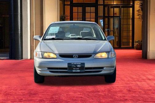 2000 Toyota Corolla LE