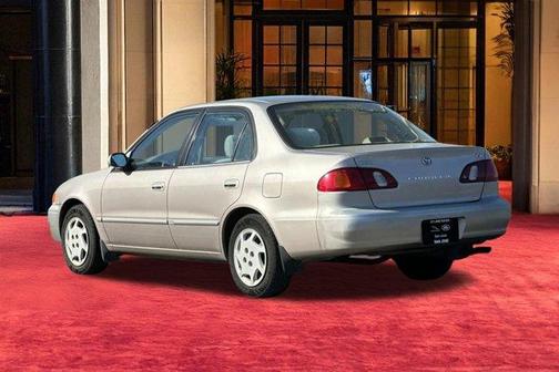 2000 Toyota Corolla LE