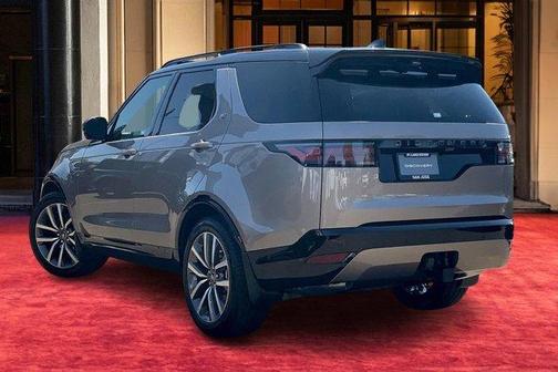 2025 Land Rover Discovery P300 Dynamic SE
