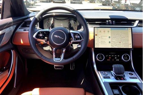 2024 Jaguar XF R-Dynamic SE