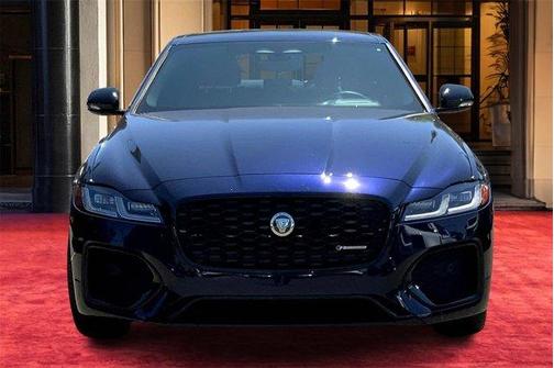 2024 Jaguar XF R-Dynamic SE