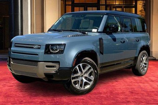 2025 Land Rover Defender P400 X-Dynamic SE