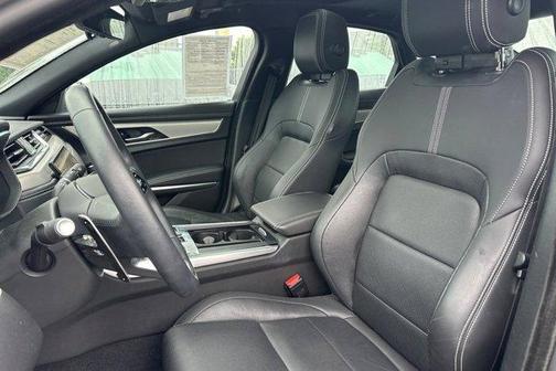 2024 Jaguar XF R-Dynamic SE