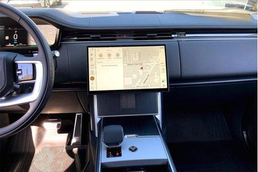2025 Land Rover Range Rover P550e Autobiography