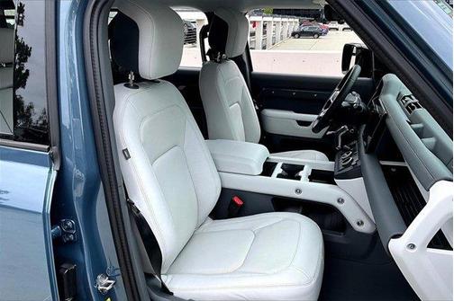 2025 Land Rover Defender P300