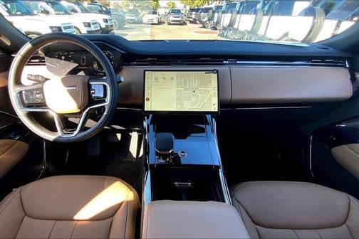 2025 Land Rover Range Rover Sport P360 SE