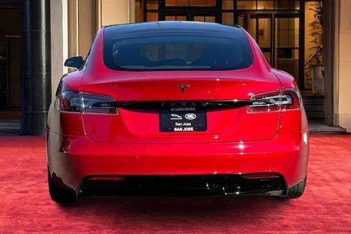 2022 Tesla Model S Base