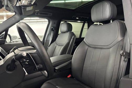 2026 Land Rover Range Rover P530 SE 7 Seat