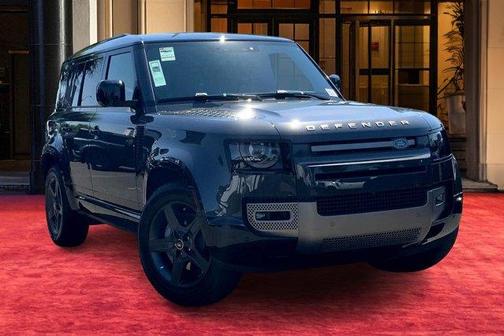 2025 Land Rover Defender P400 X-Dynamic SE