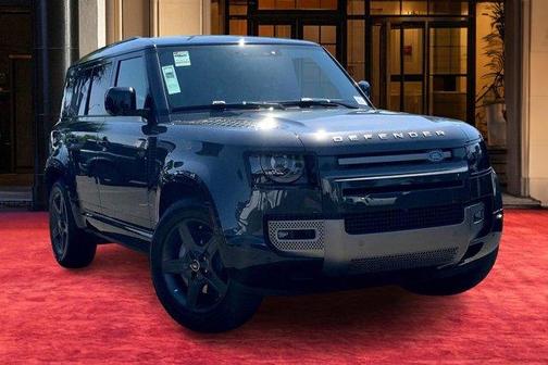 2025 Land Rover Defender P400 X-Dynamic SE