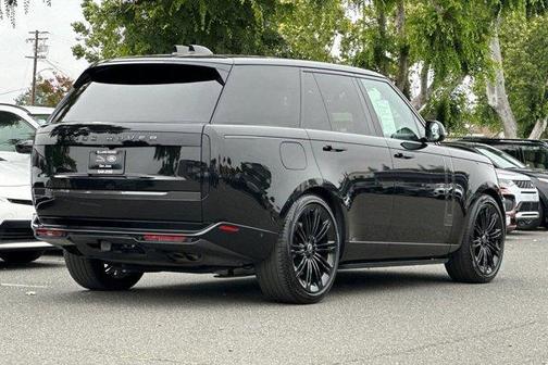 Santorini Black 2024 Land Rover Range Rover P530 Autobiography