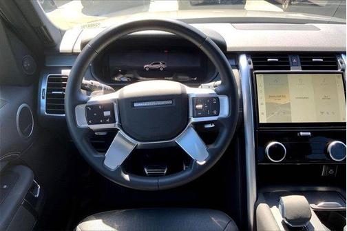 2023 Land Rover Discovery P360 S R-Dynamic