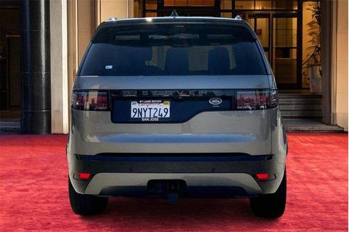 2023 Land Rover Discovery P360 S R-Dynamic