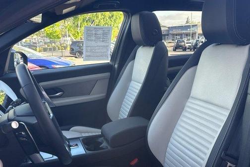 2025 Land Rover Discovery Sport Dynamic SE