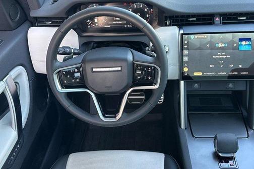 2025 Land Rover Discovery Sport Dynamic SE