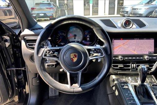2021 Porsche Macan S