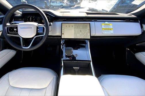 2025 Land Rover Range Rover Sport P360 SE